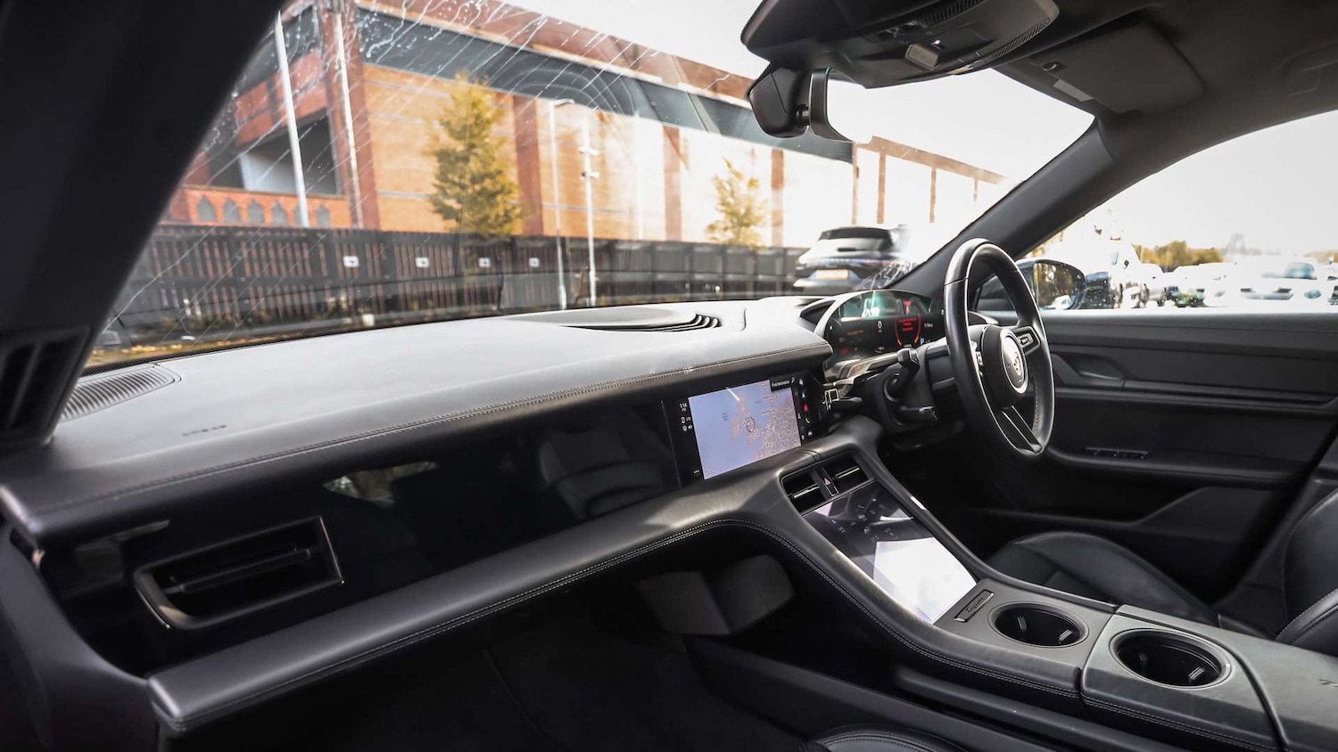 Used Porsche Taycan 2021 for sale - 76501846: Photo 5