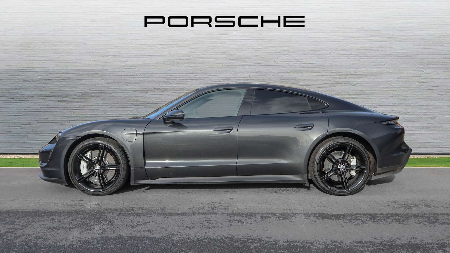 Used Porsche Taycan 2021 for sale - 76501846: Photo 8