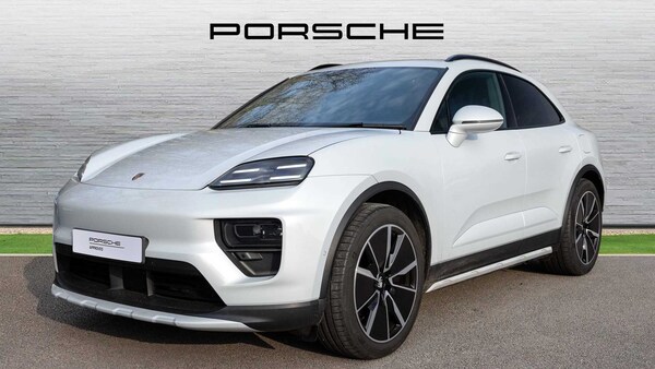 Used Porsche Macan 2025 for sale - 75217774: Photo 2