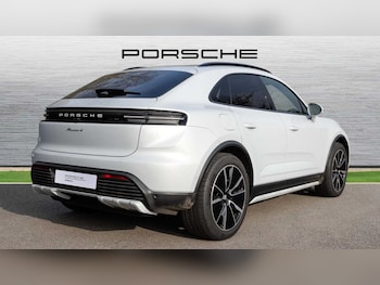 Used Porsche Macan 2025 for sale - 75217774: Photo