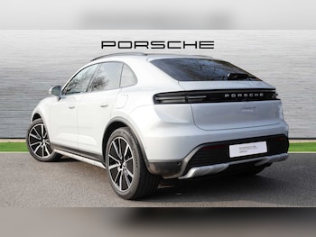 Used Porsche Macan 2025 for sale - 75217774: Photo