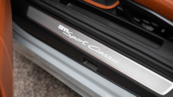 Used Porsche 911 2023 for sale - 75405328: Photo 24
