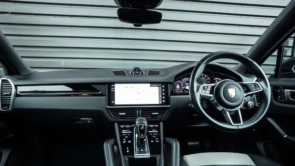 Used Porsche Cayenne 2022 for sale - 76329240: Photo 11