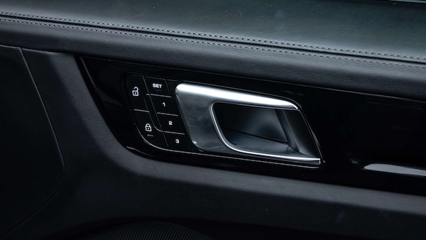 Used Porsche Cayenne 2022 for sale - 76329240: Photo 30