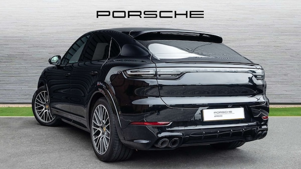Used Porsche Cayenne 2022 for sale - 76329240: Photo 4