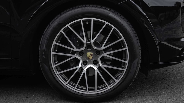Used Porsche Cayenne 2022 for sale - 76329240: Photo 6
