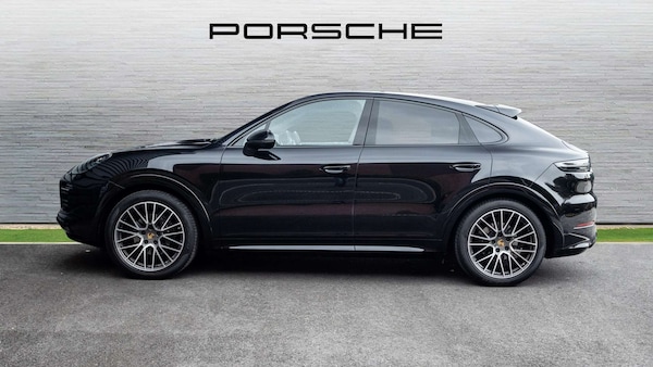 Used Porsche Cayenne 2022 for sale - 76329240: Photo 8
