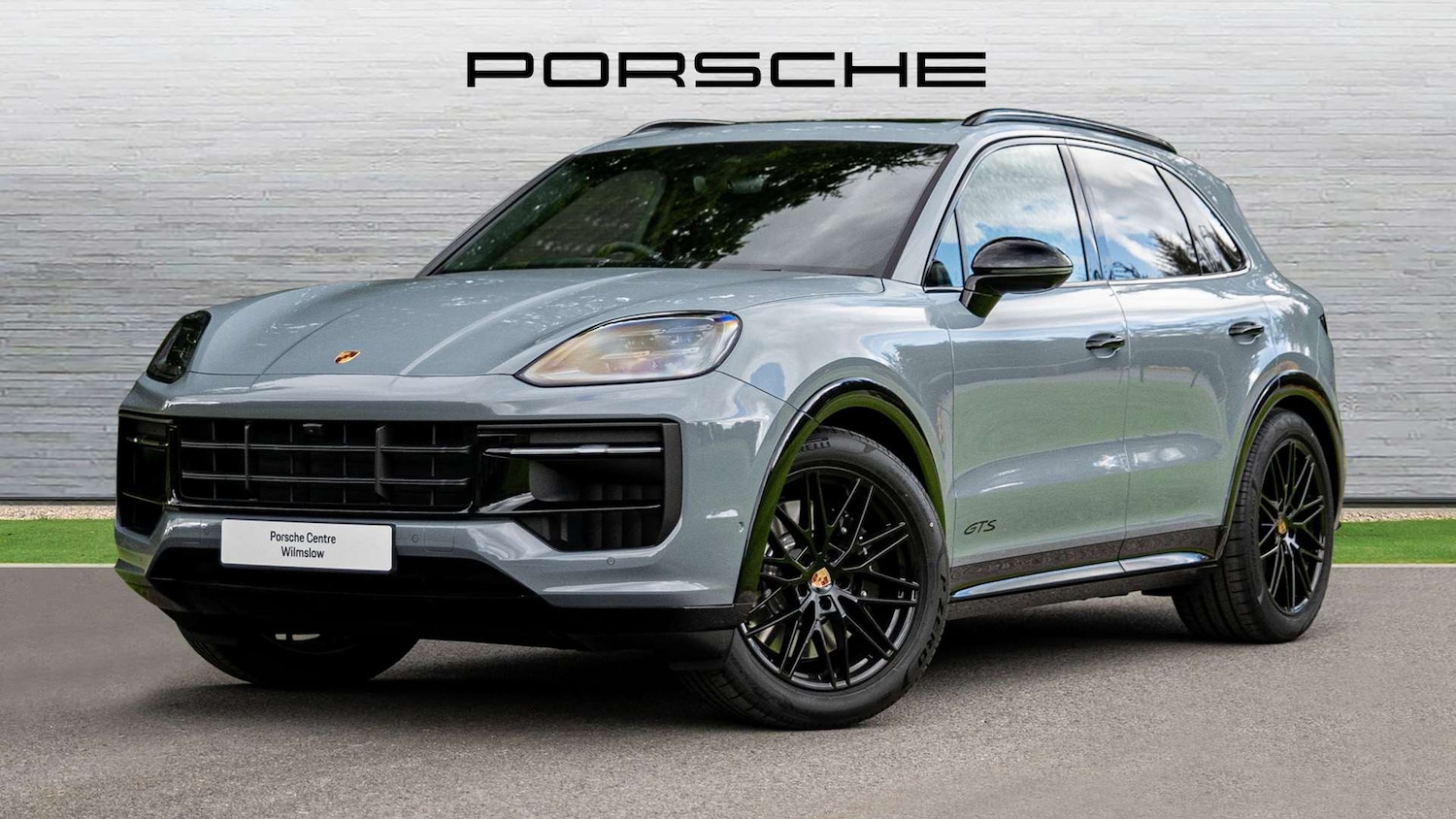 Used Porsche Cayenne 2025 for sale - 76126017: Photo 2