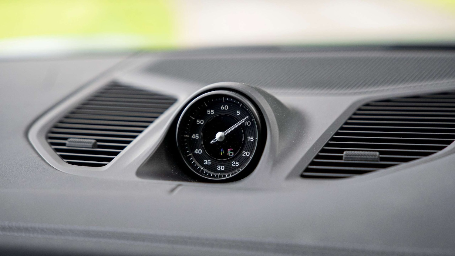 Used Porsche Cayenne 2025 for sale - 76126017: Photo 20