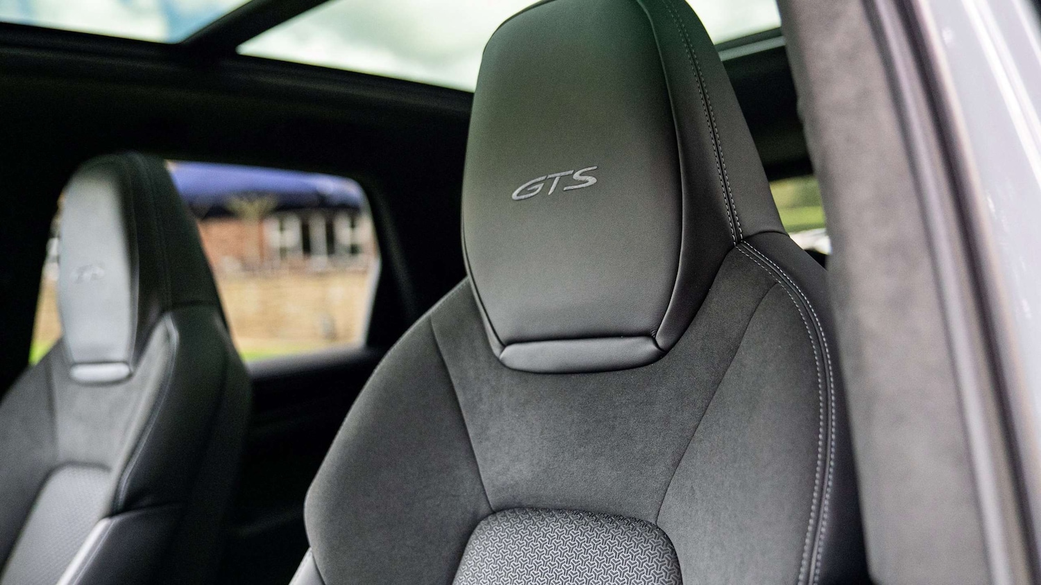 Used Porsche Cayenne 2025 for sale - 76126017: Photo 25