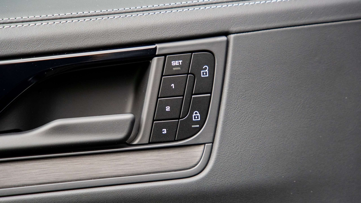Used Porsche Cayenne 2025 for sale - 76126017: Photo 26