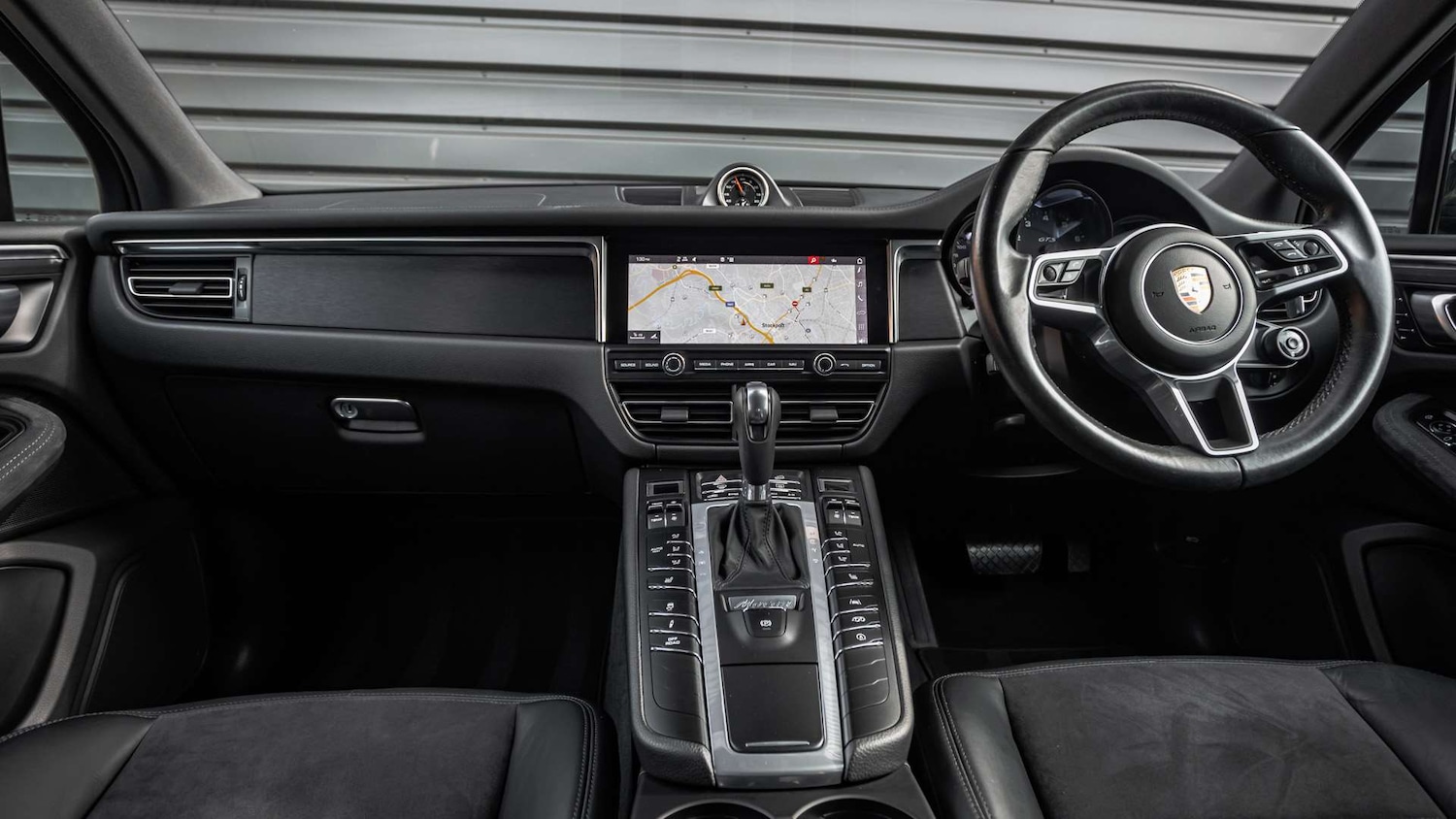 Used Porsche Macan 2021 for sale - 76191881: Photo 11