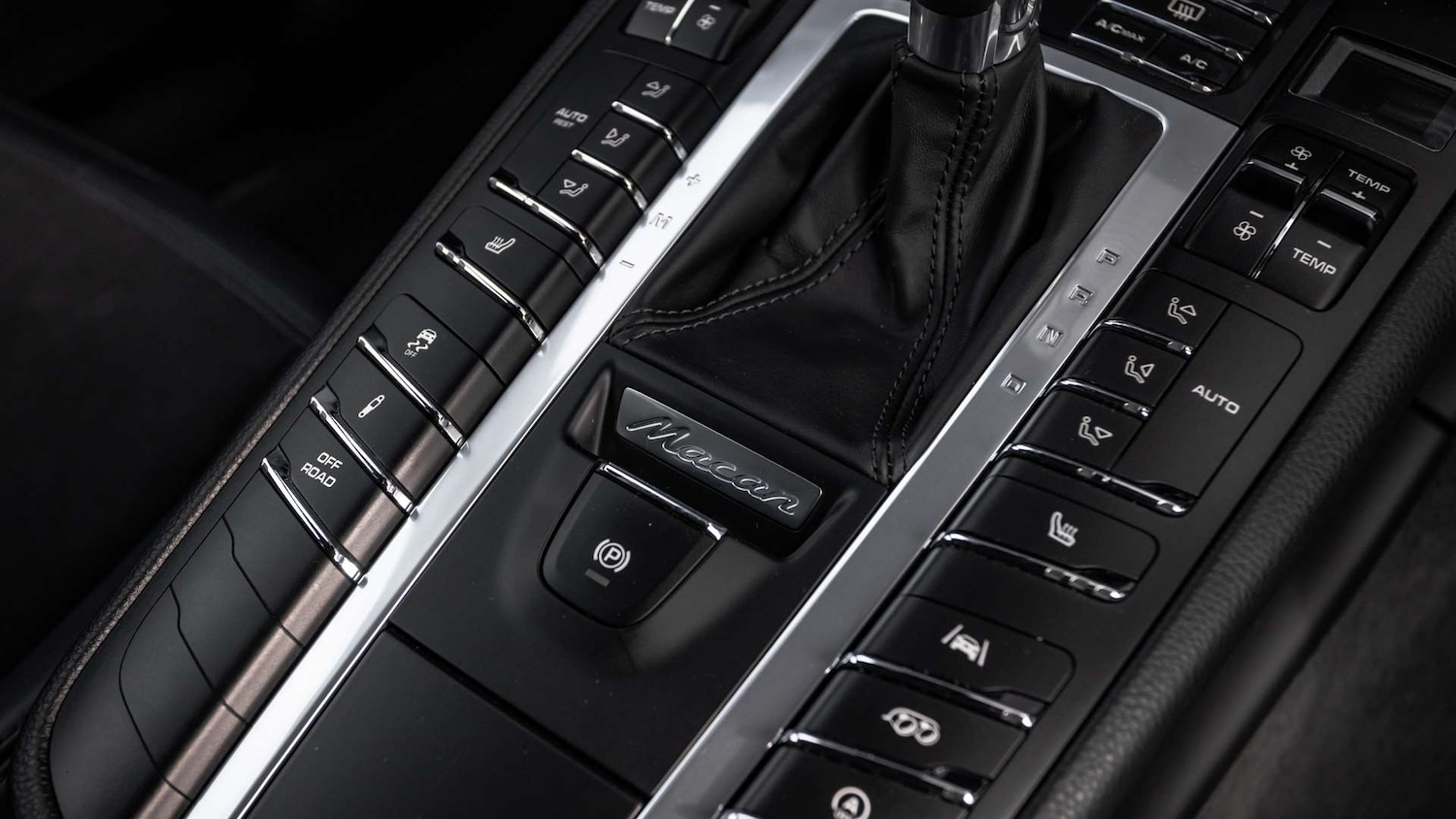 Used Porsche Macan 2021 for sale - 76191881: Photo 26