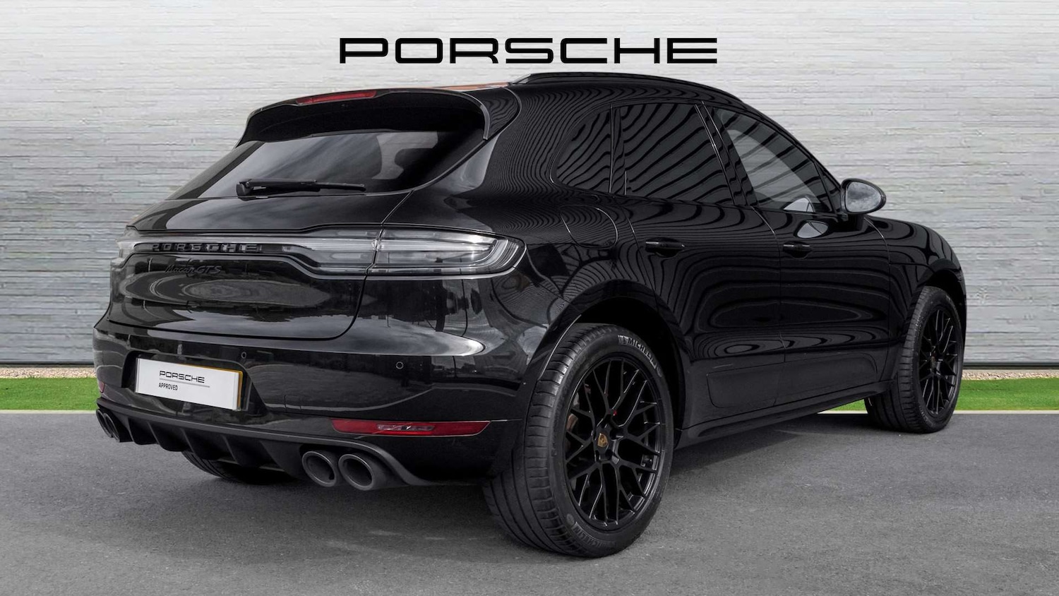 Used Porsche Macan 2021 for sale - 76191881: Photo 3