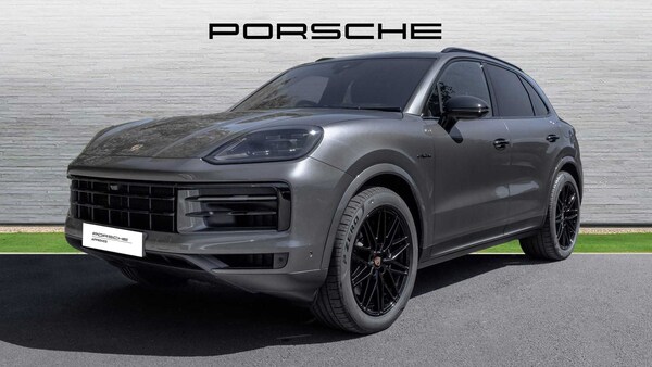 Used Porsche Cayenne 2025 for sale - 75216848: Photo 2