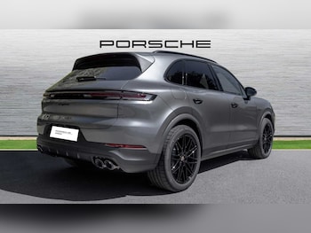 Used Porsche Cayenne 2025 for sale - 75216848: Photo