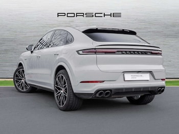 Used Porsche Cayenne 2025 for sale - 77443584: Photo