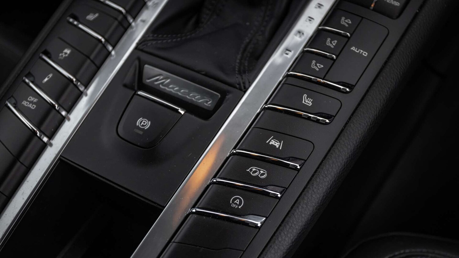 Used Porsche Macan 2021 for sale - 77553142: Photo 19