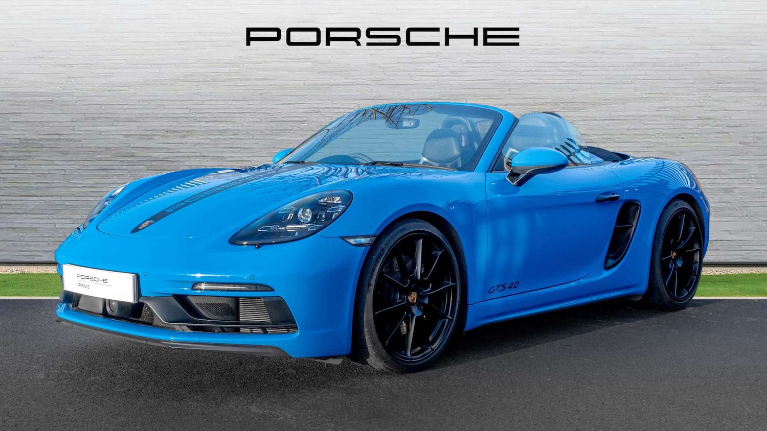 Used Porsche Boxster 2021 for sale - 77000114: Photo 2