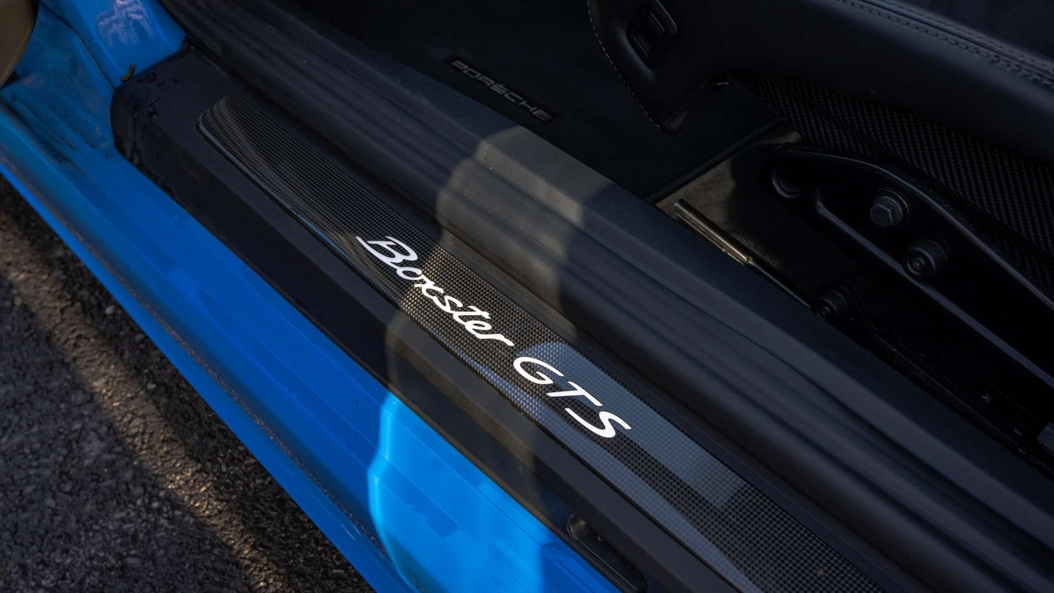 Used Porsche Boxster 2021 for sale - 77000114: Photo 31