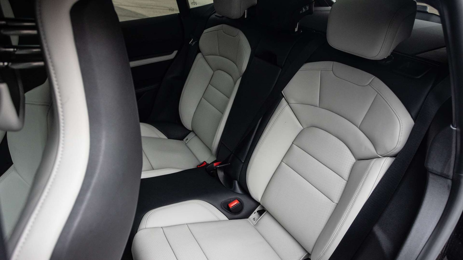 Used Porsche Taycan 2023 for sale - 77373849: Photo 17