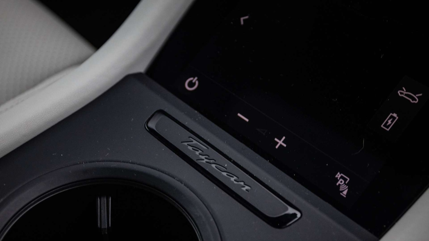 Used Porsche Taycan 2023 for sale - 77373849: Photo 28