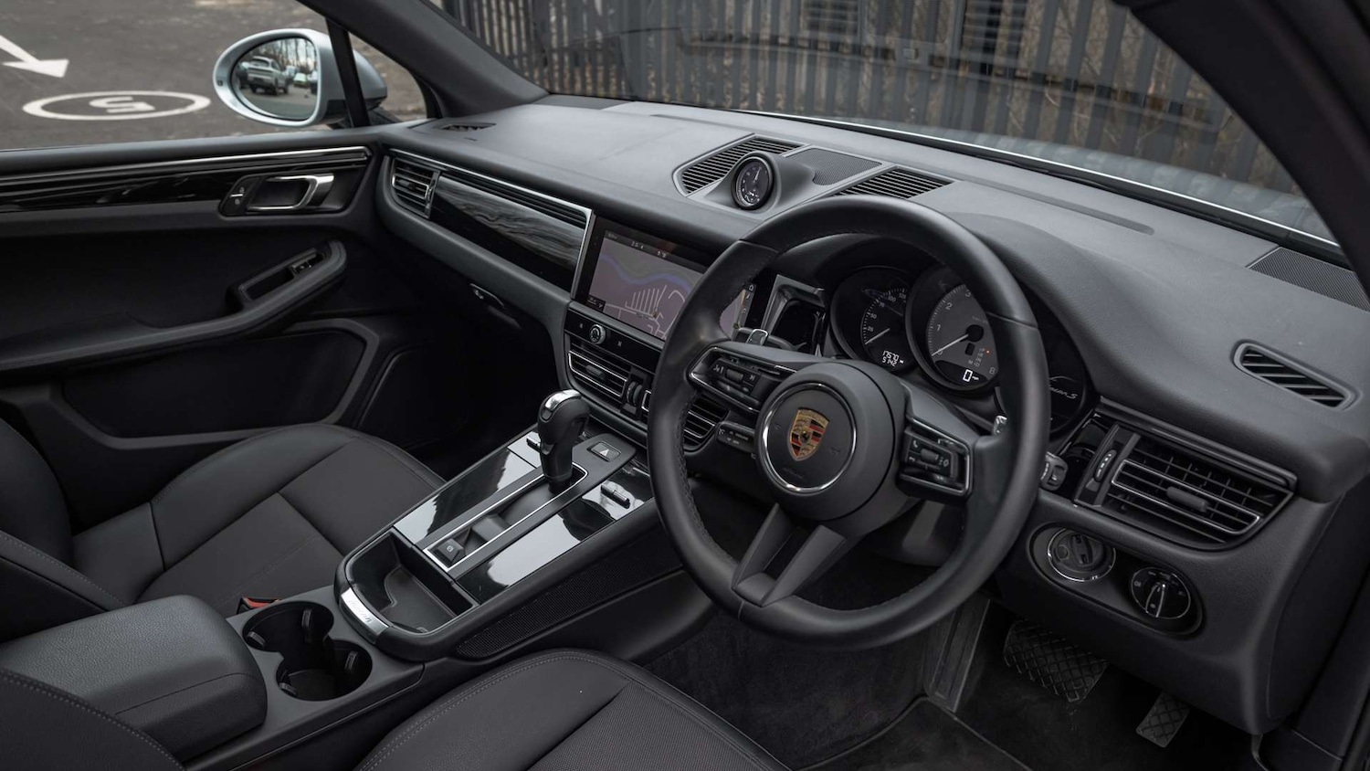 Used Porsche Macan 2023 for sale - 77706805: Photo 12