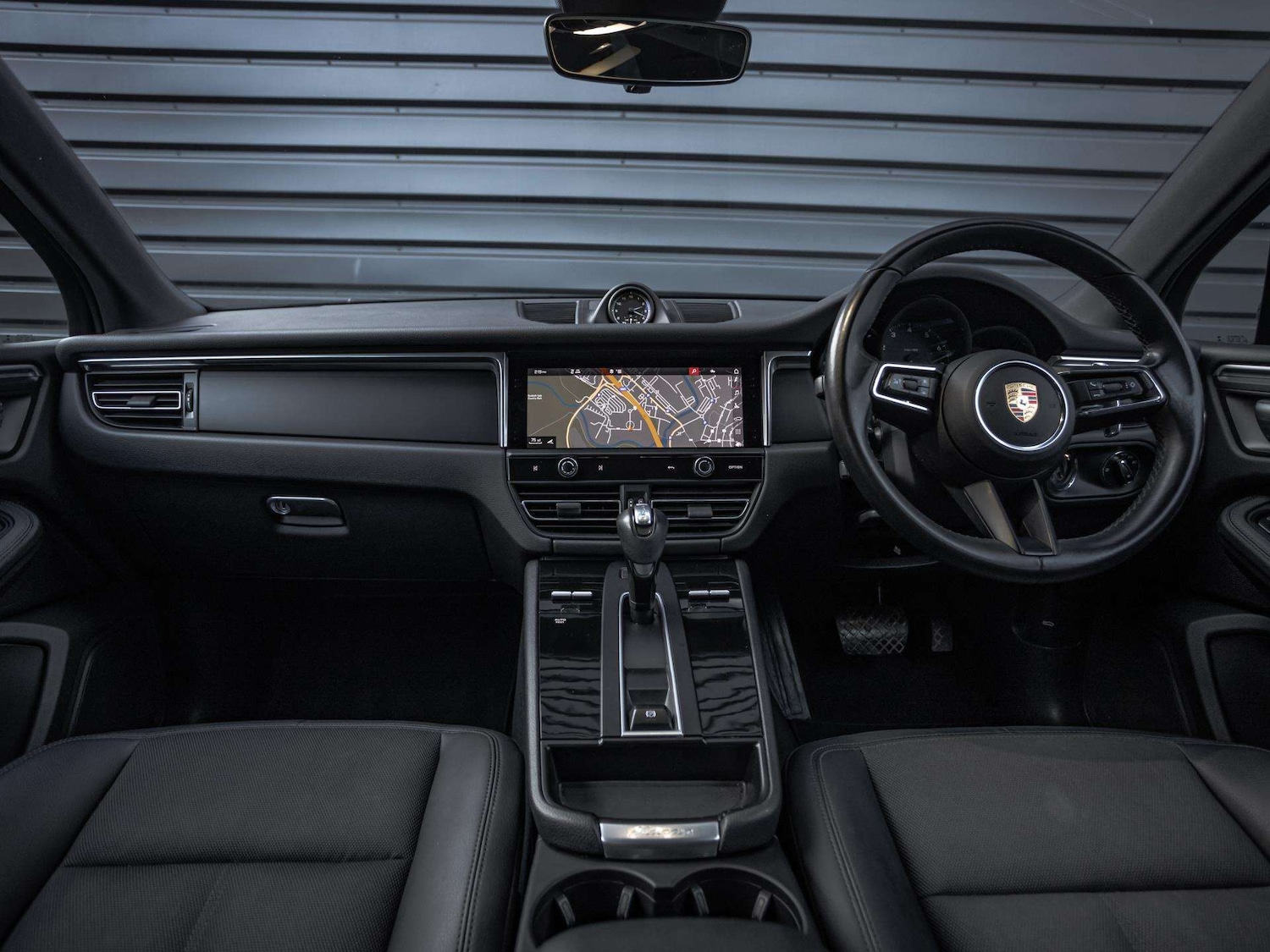 Used Porsche Macan 2022 for sale - 76916232: Photo 11