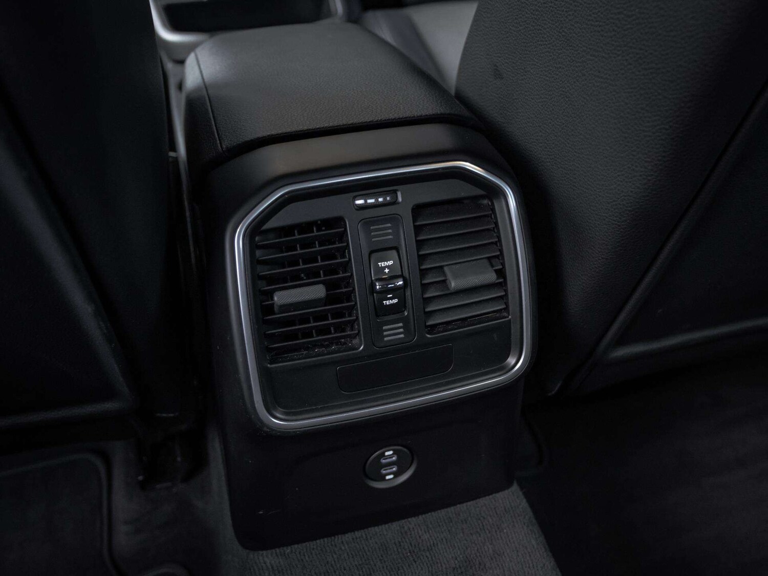 Used Porsche Macan 2022 for sale - 76916232: Photo 17