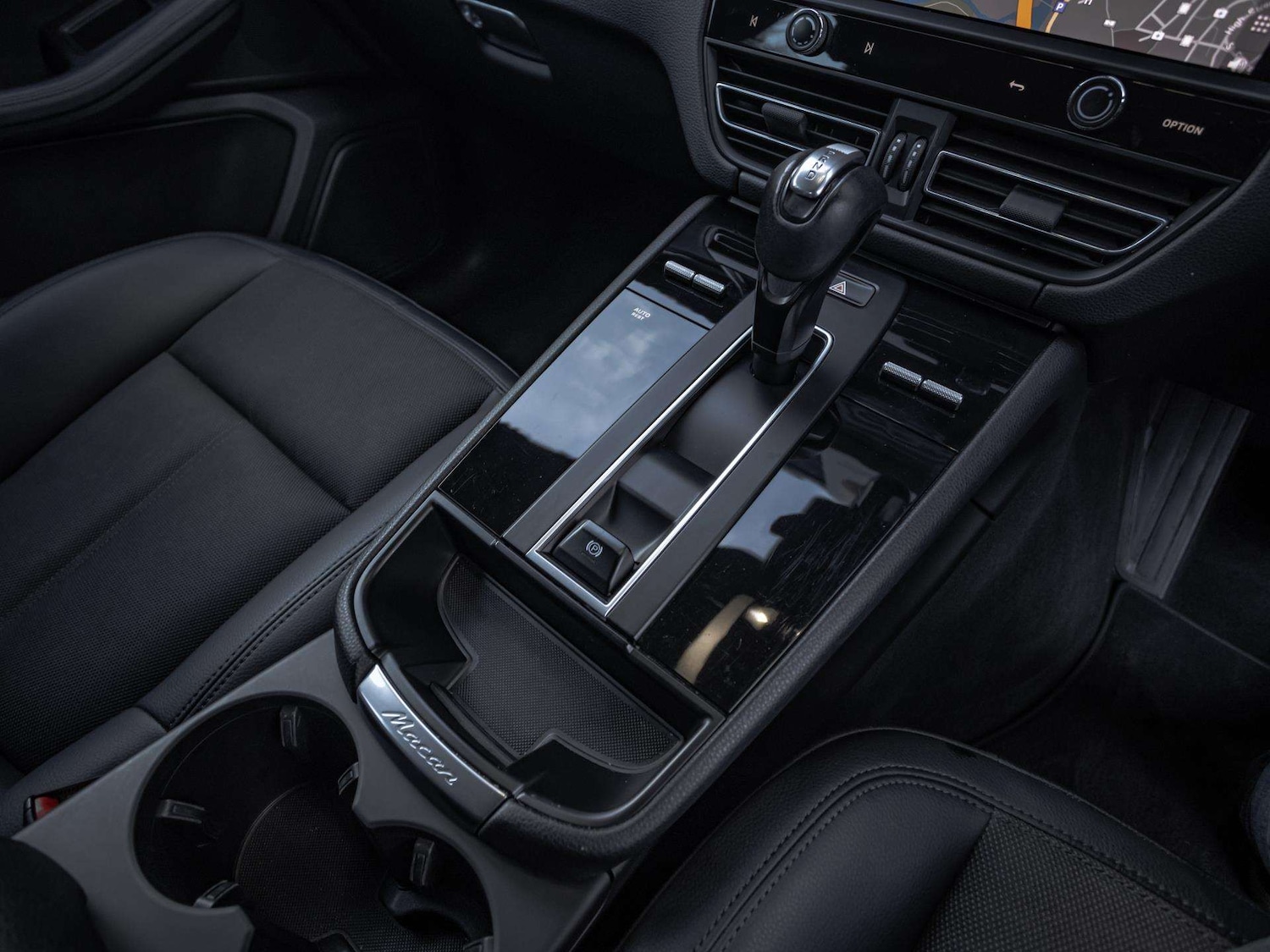 Used Porsche Macan 2022 for sale - 76916232: Photo 22