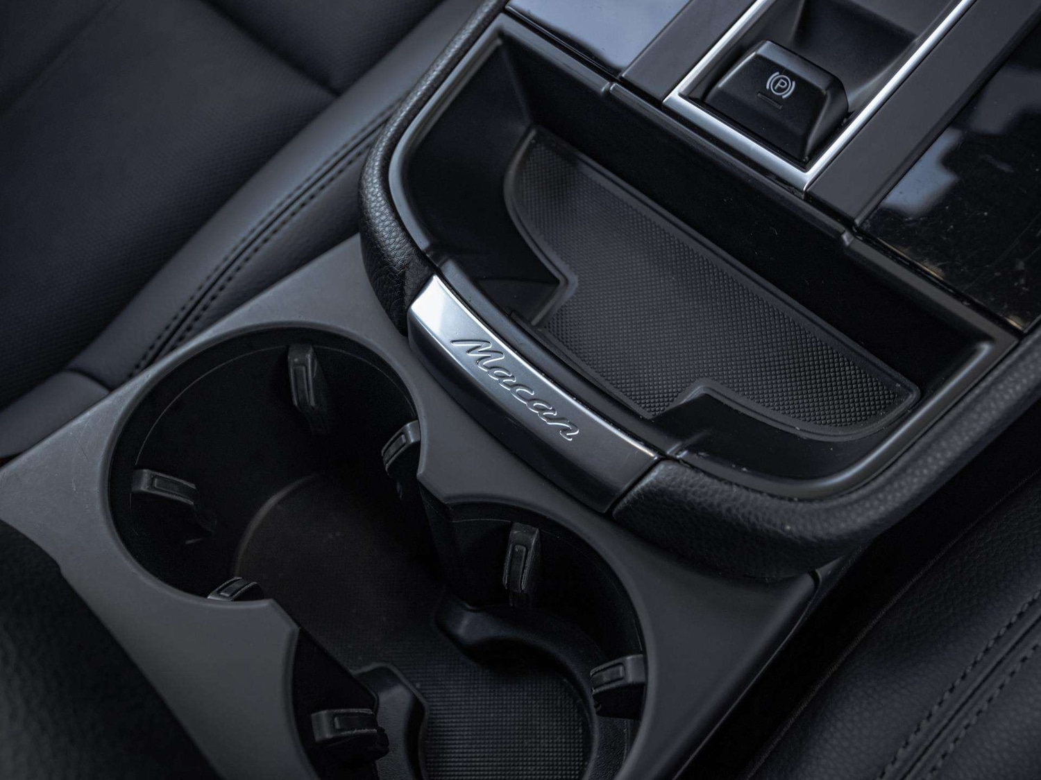 Used Porsche Macan 2022 for sale - 76916232: Photo 24