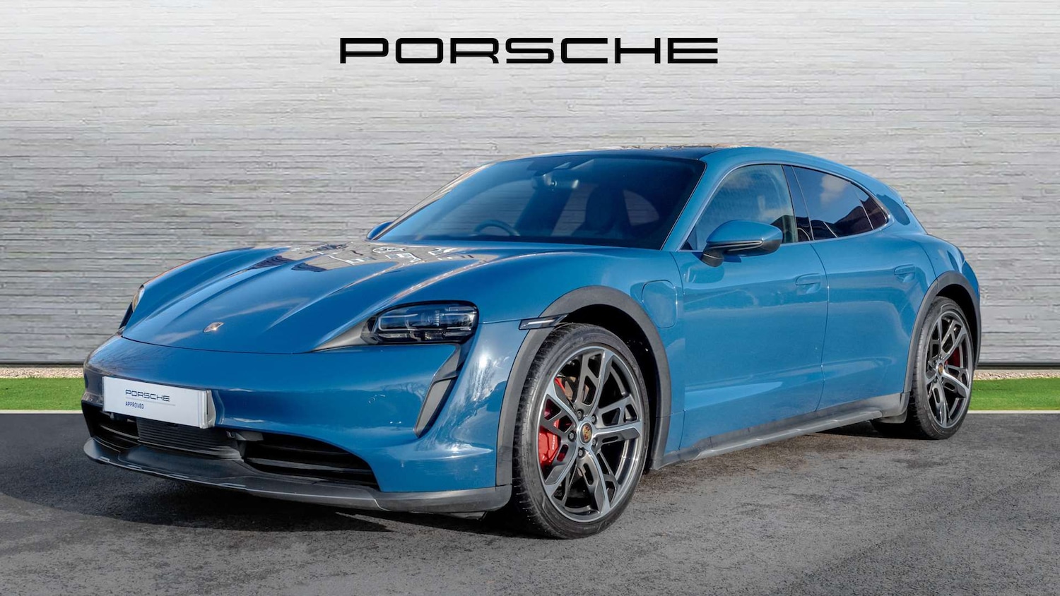 Used Porsche Taycan 2022 for sale - 76610494: Photo 2