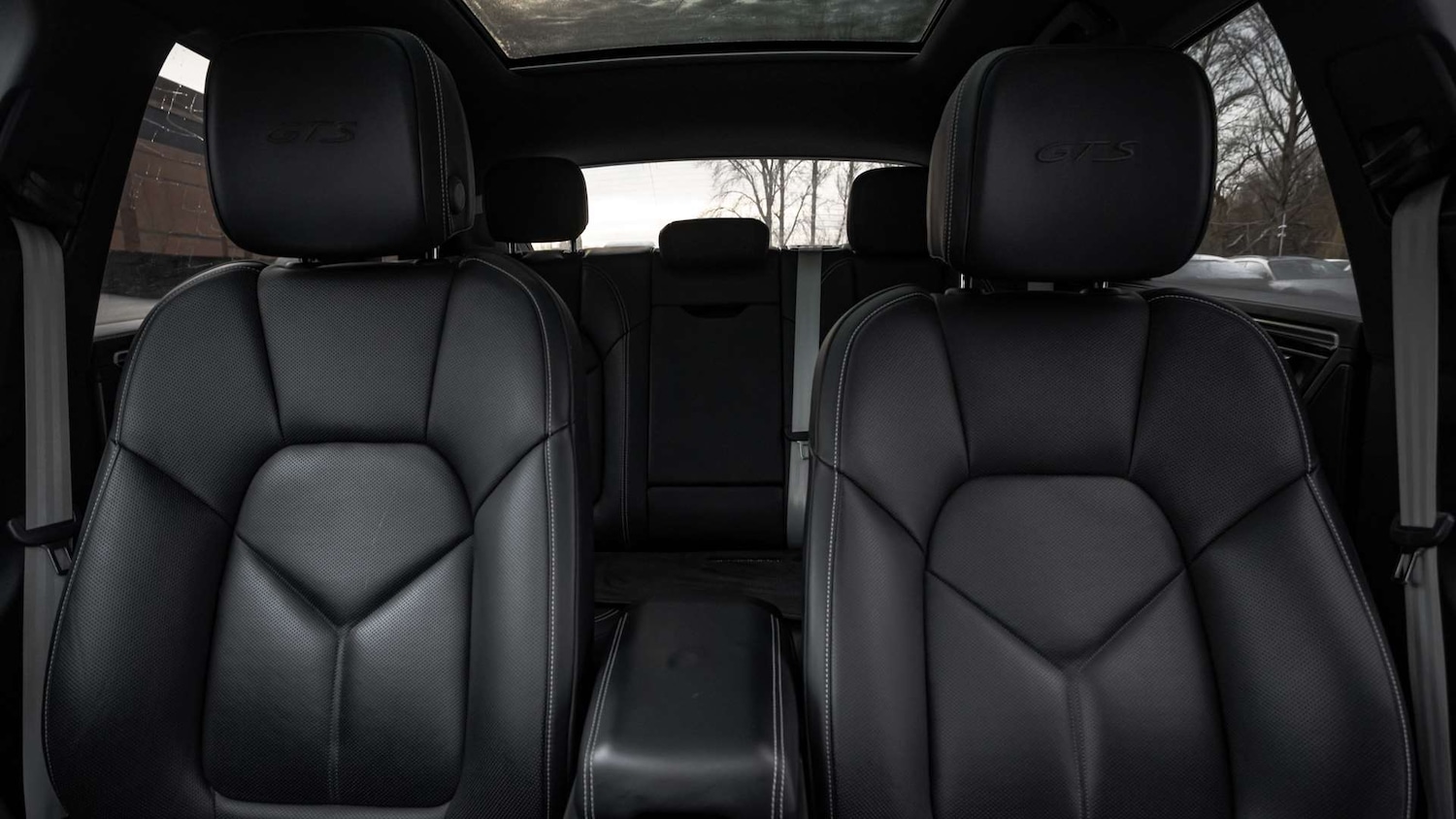 Used Porsche Macan 2021 for sale - 77158556: Photo 15