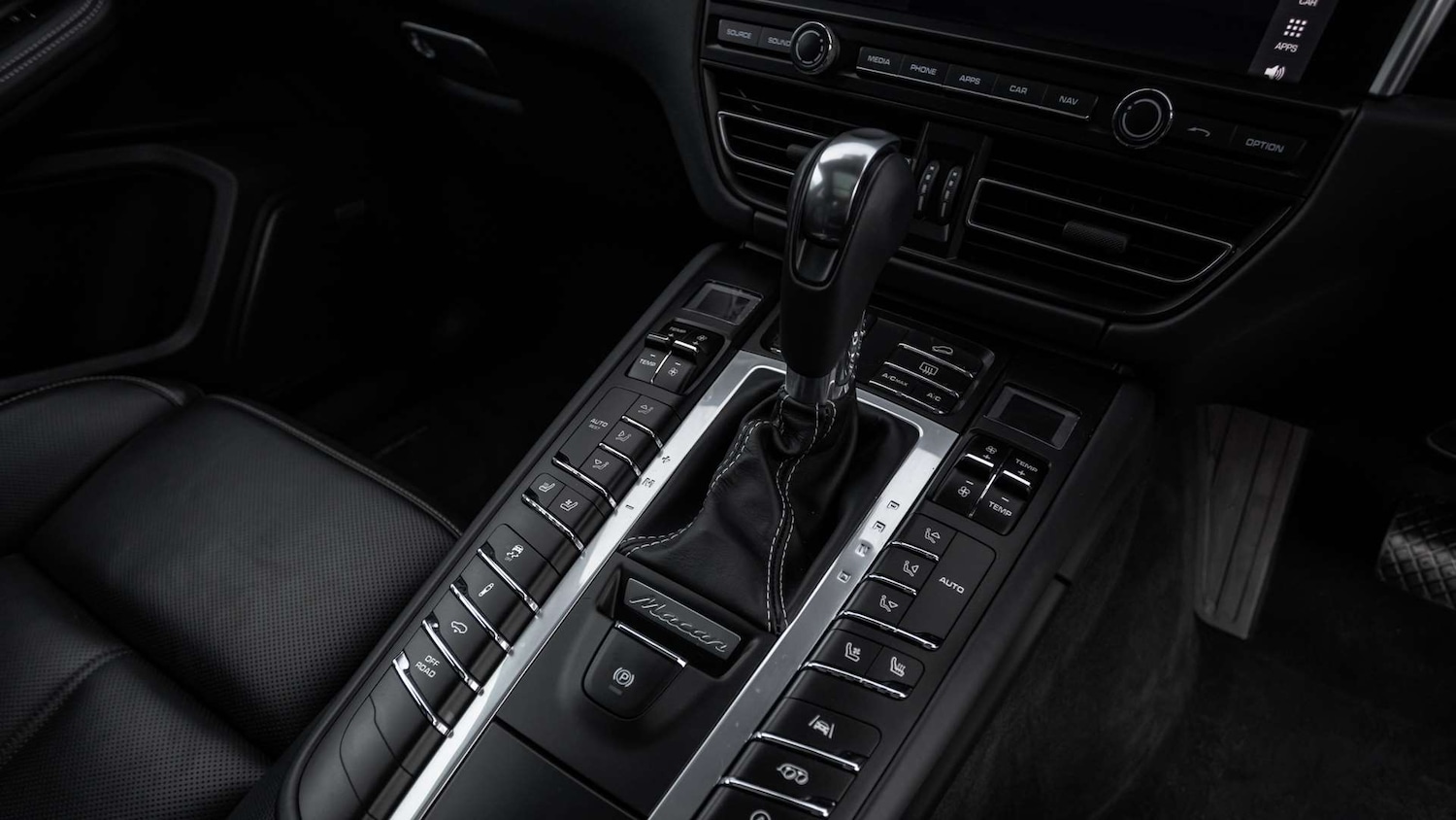 Used Porsche Macan 2021 for sale - 77158556: Photo 25