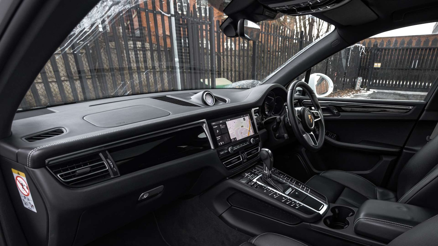 Used Porsche Macan 2021 for sale - 77158556: Photo 5