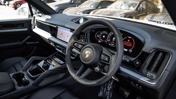 Used Porsche Cayenne 2025 for sale - 75218802: Photo 12