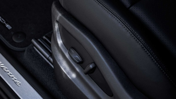 Used Porsche Cayenne 2025 for sale - 75218802: Photo 31