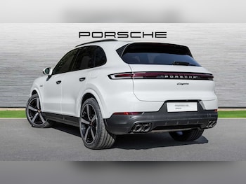 Used Porsche Cayenne 2025 for sale - 75218802: Photo