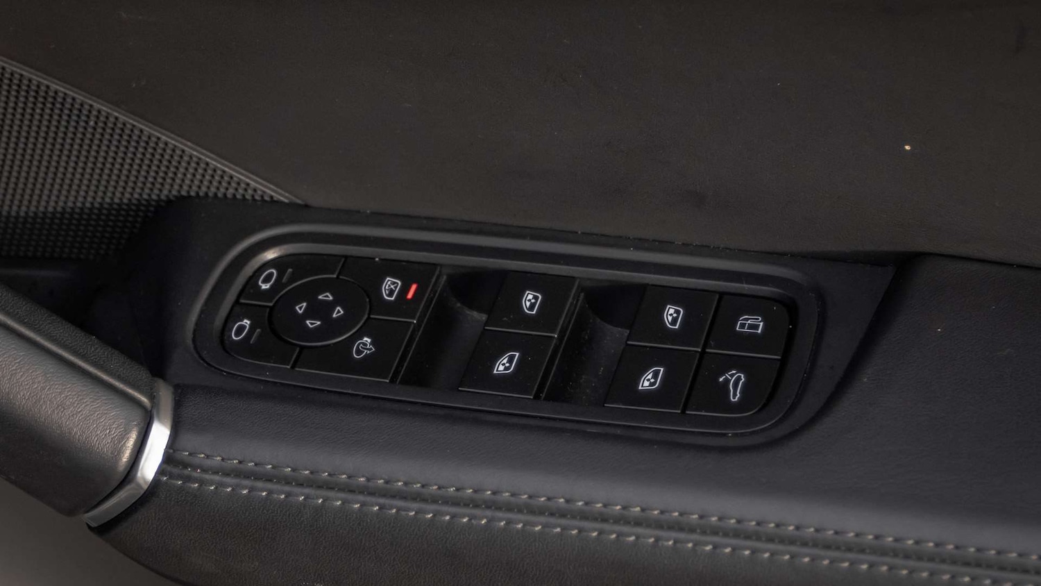 Used Porsche Cayenne for sale - 77206476: Photo 26