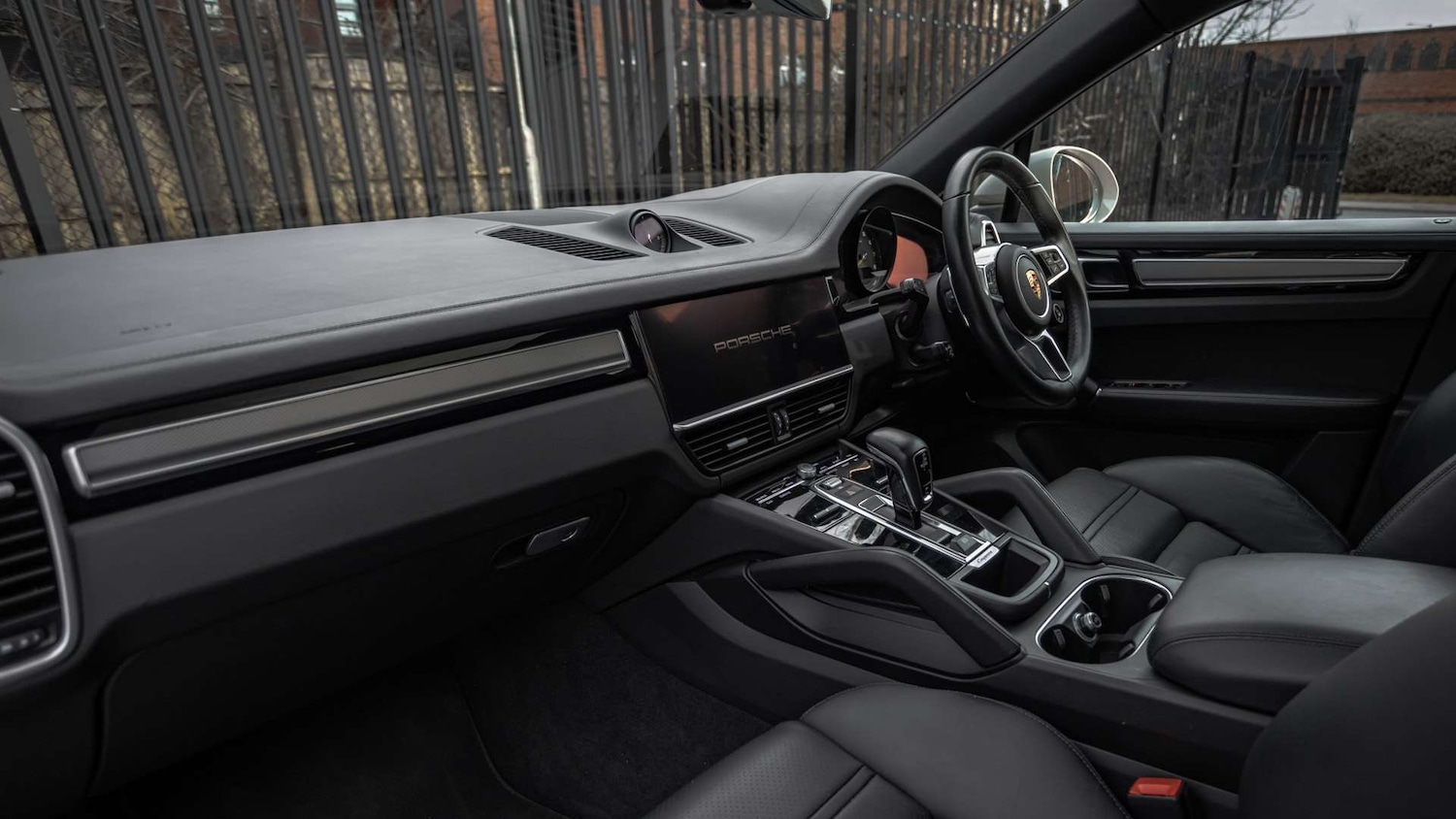 Used Porsche Cayenne for sale - 77206476: Photo 5