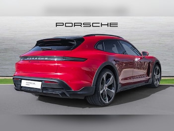 Used Porsche Taycan 2021 for sale - 77972756: Photo