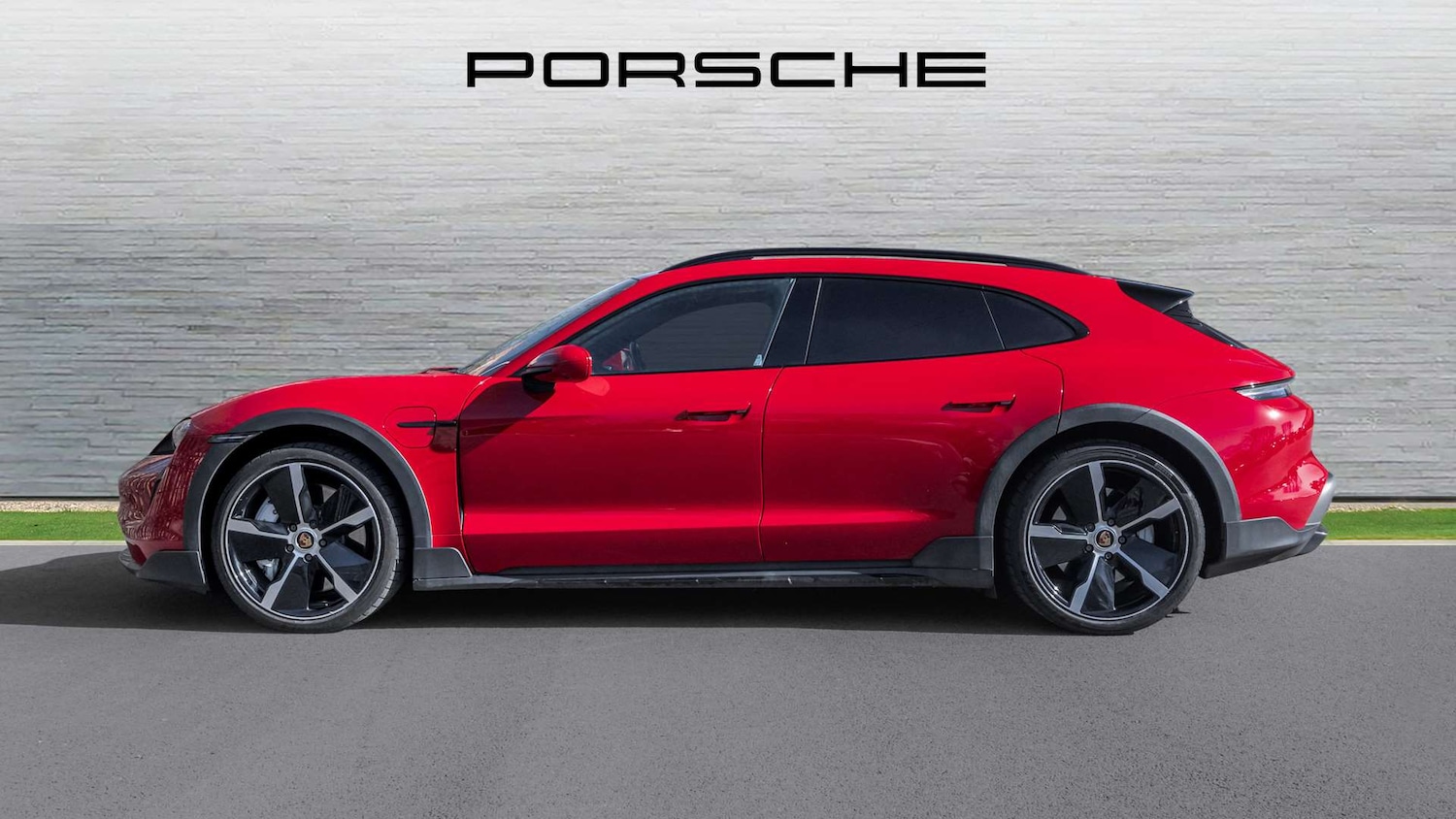 Used Porsche Taycan 2021 for sale - 77972756: Photo 8