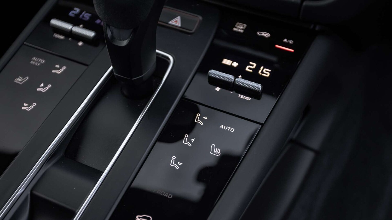 Used Porsche Macan 2023 for sale - 77500287: Photo 19