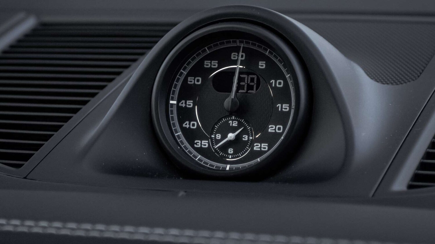 Used Porsche Macan 2023 for sale - 77500287: Photo 20