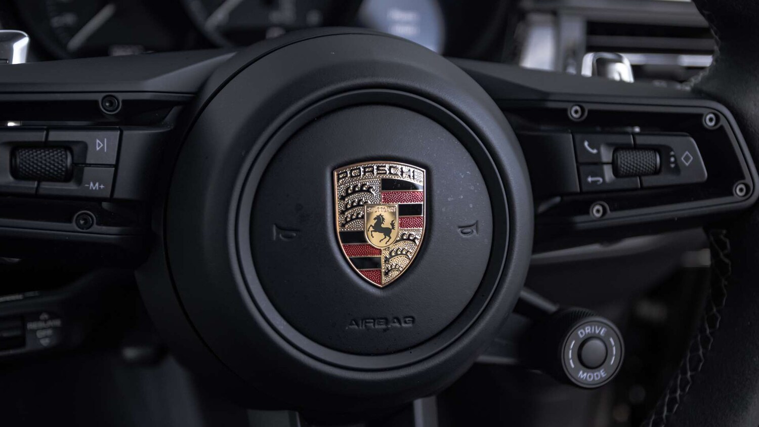 Used Porsche Macan 2023 for sale - 77500287: Photo 33