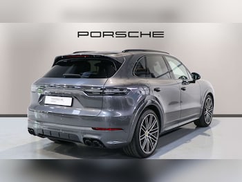 Used Porsche Cayenne 2023 for sale - 79376723: Photo