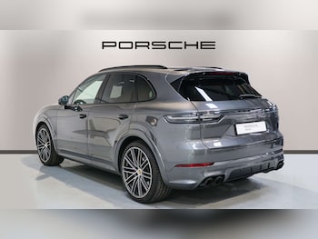 Used Porsche Cayenne 2023 for sale - 79376723: Photo