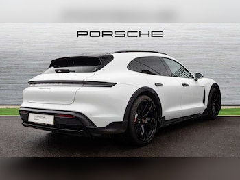 Used Porsche Taycan 2022 for sale - 77913583: Photo