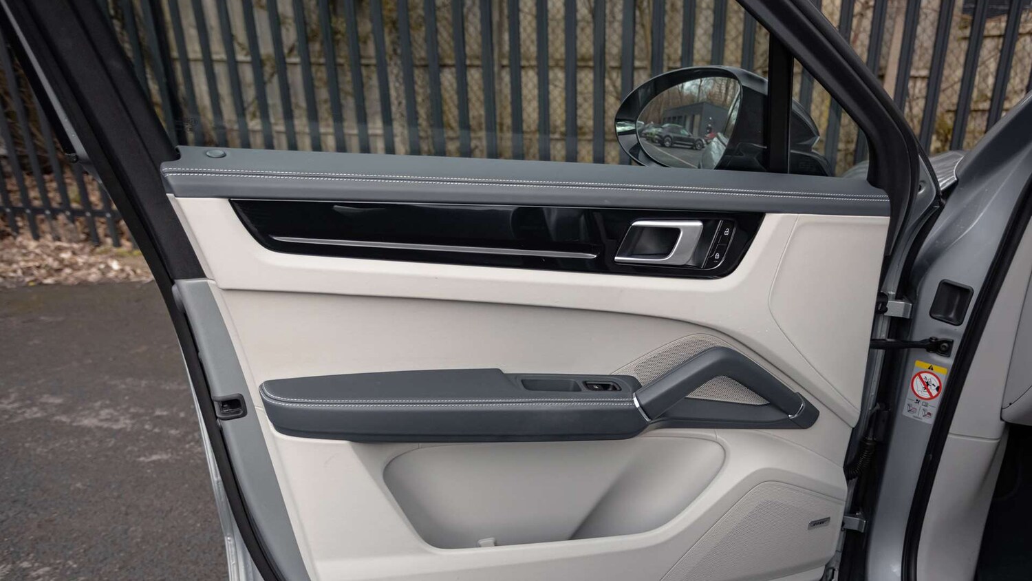 Used Porsche Cayenne 2021 for sale - 77429109: Photo 22