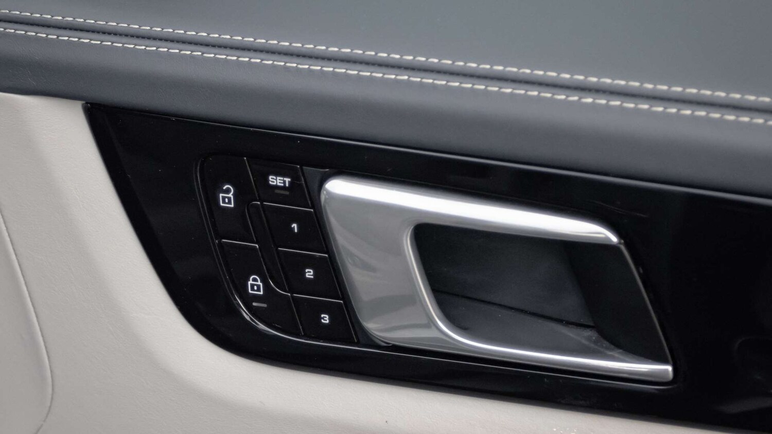 Used Porsche Cayenne 2021 for sale - 77429109: Photo 23